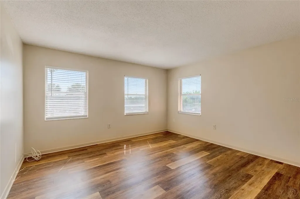 7011 Place De La Paix South Pasadena FL 33707