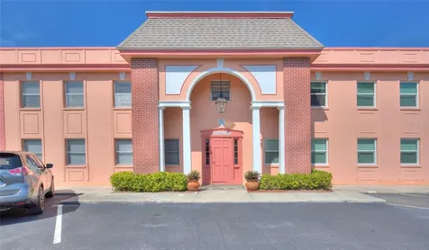 7011 Place De La Paix South Pasadena FL 33707