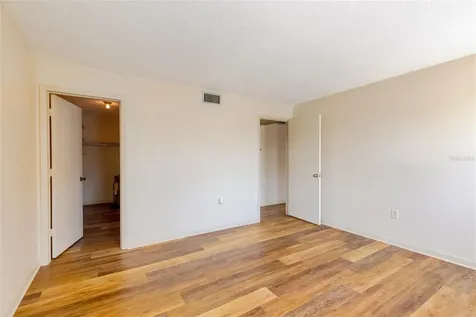 7011 Place De La Paix South Pasadena FL 33707