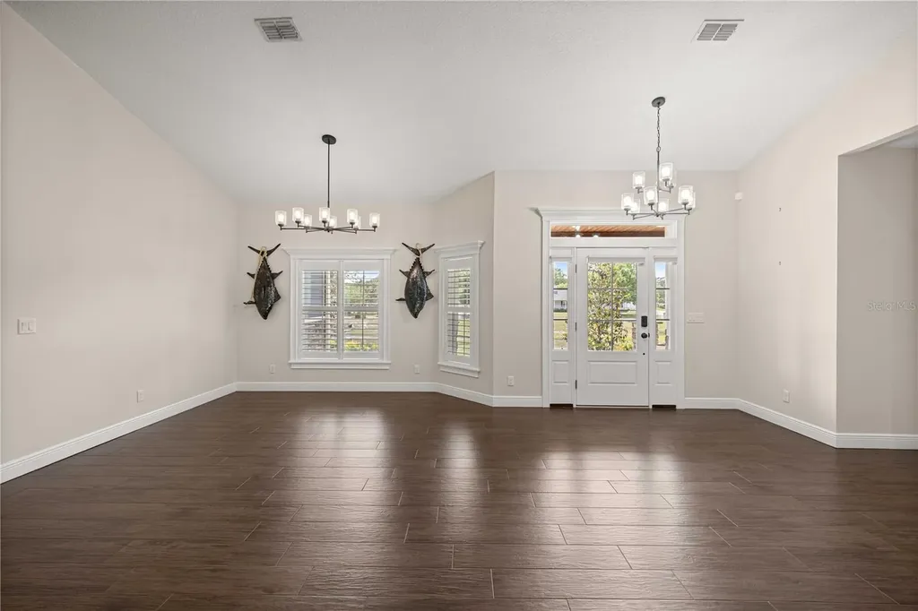 5927 NE 62nd Court Road Silver Springs FL 34488