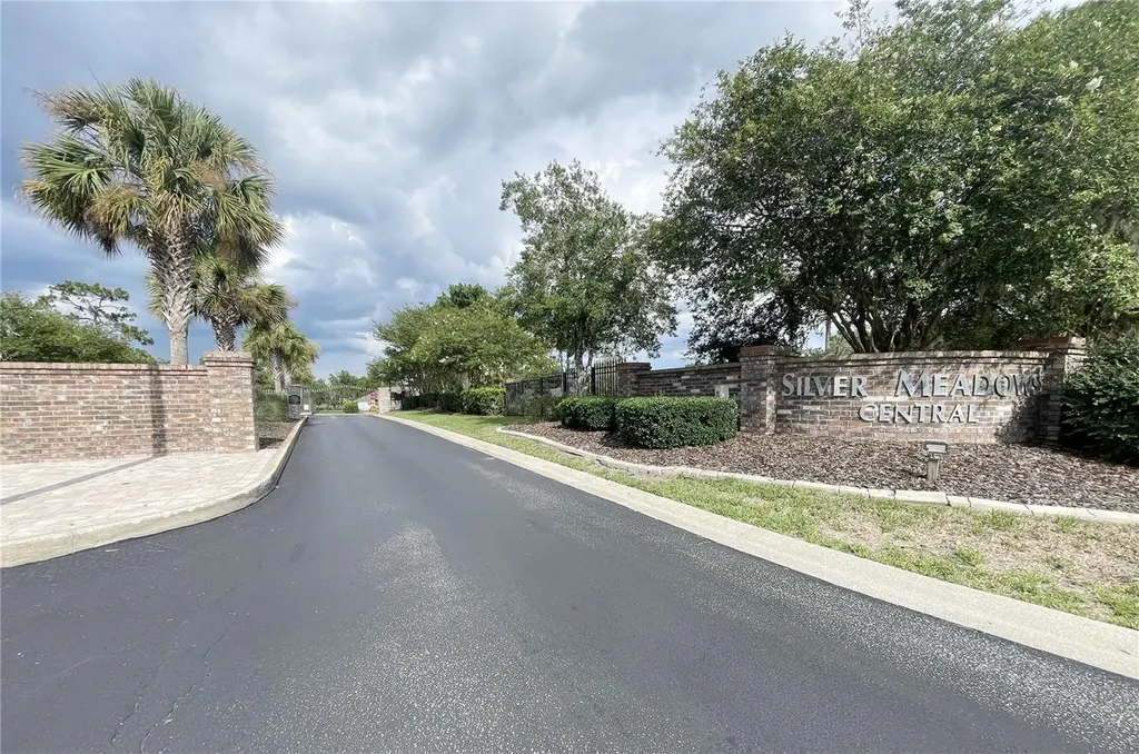 5927 NE 62nd Court Road Silver Springs FL 34488