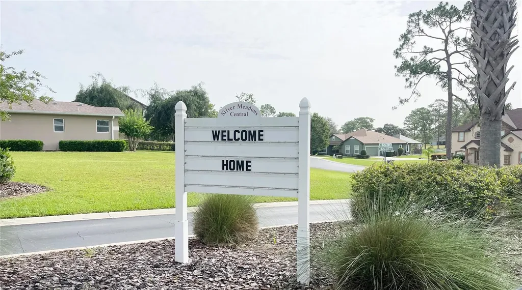 5927 NE 62nd Court Road Silver Springs FL 34488
