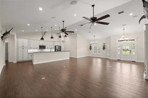 5927 NE 62nd Court Road Silver Springs FL 34488