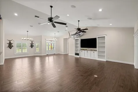 5927 NE 62nd Court Road Silver Springs FL 34488