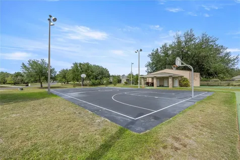 5927 NE 62nd Court Road Silver Springs FL 34488