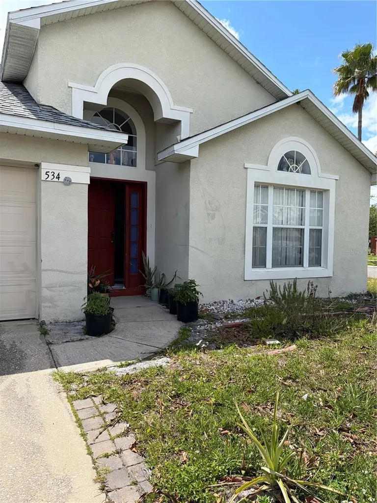 534 Eagle Pointe S Kissimmee FL 34746