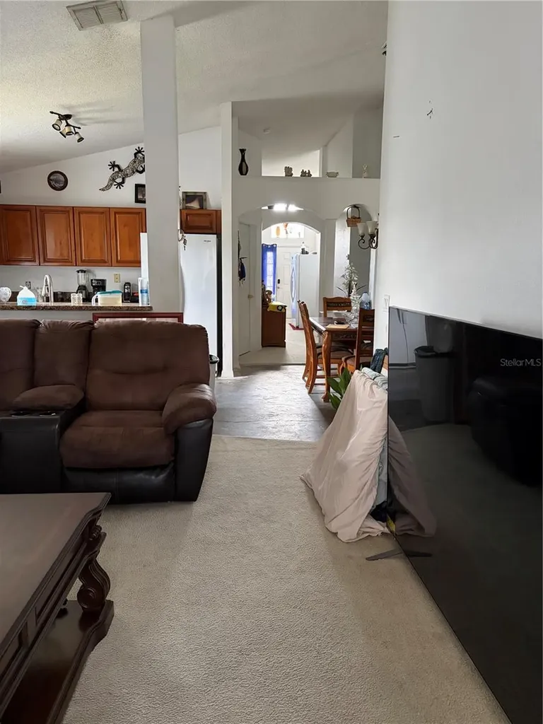 534 Eagle Pointe S Kissimmee FL 34746