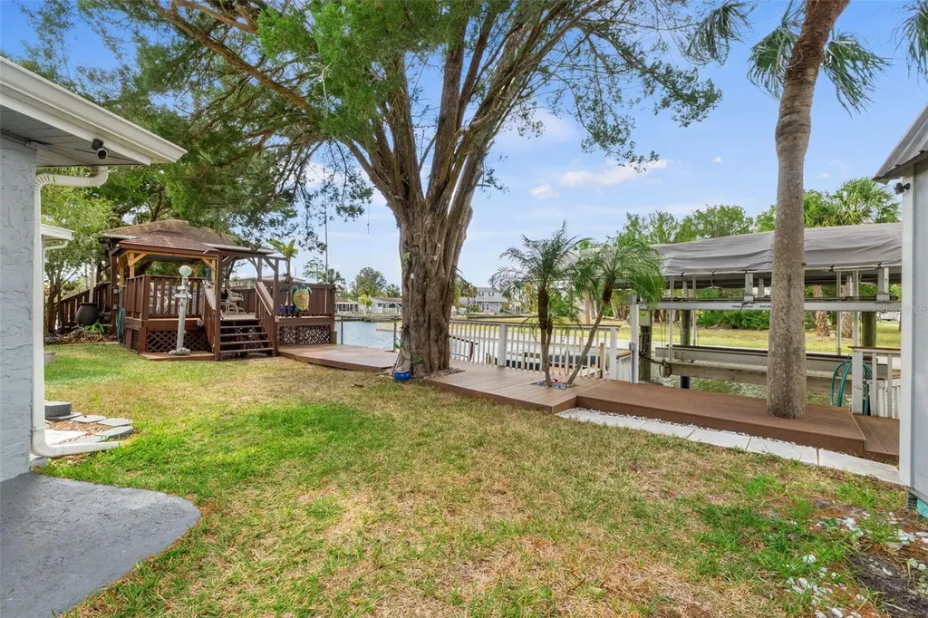 7235 Maryland Avenue Hudson FL 34667