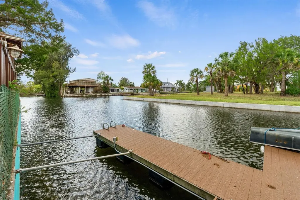 7235 Maryland Avenue Hudson FL 34667