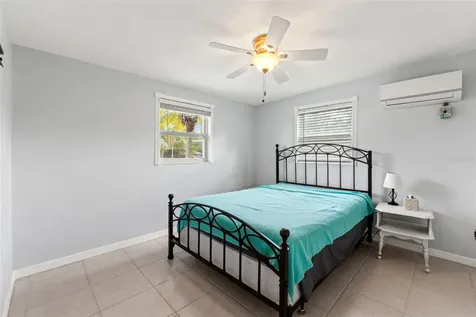 7235 Maryland Avenue Hudson FL 34667