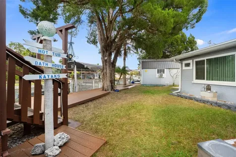 7235 Maryland Avenue Hudson FL 34667