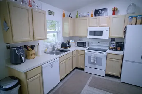 408 Raymond Street Minneola FL 34715