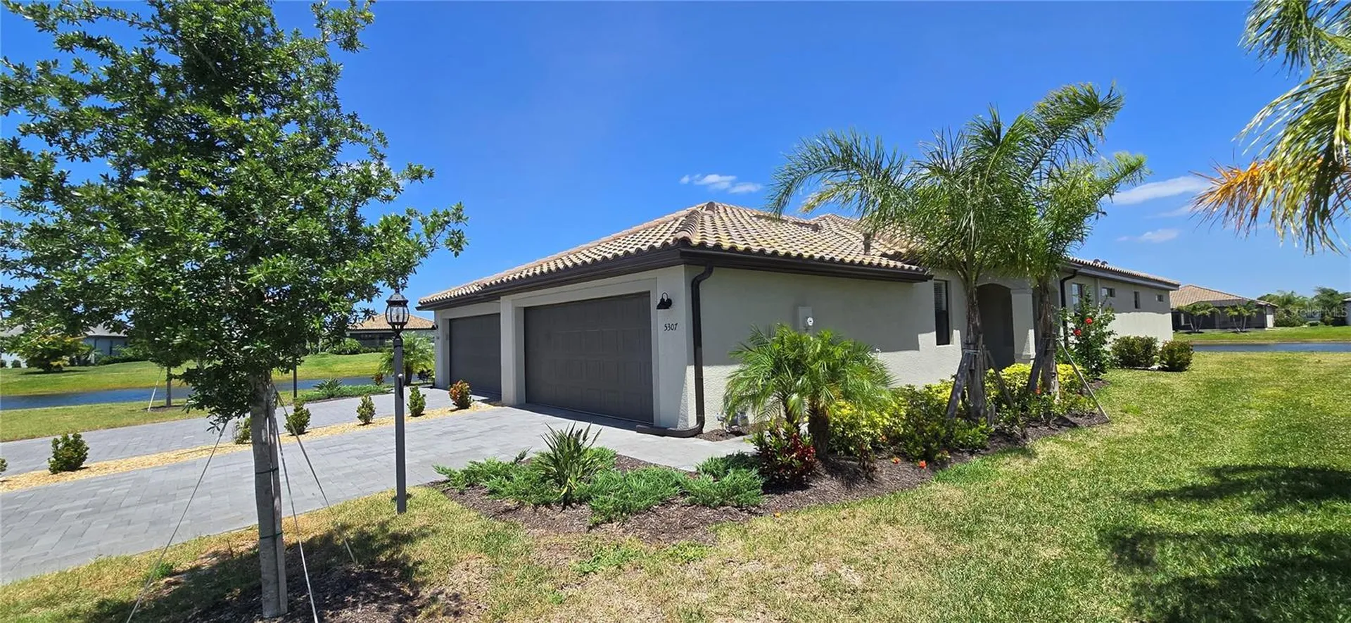 5307 Crystal Harbor Cove Bradenton FL 34211