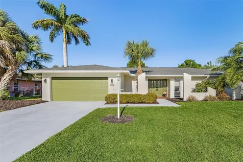 5479 Chablis Lane Fort Myers FL 33919