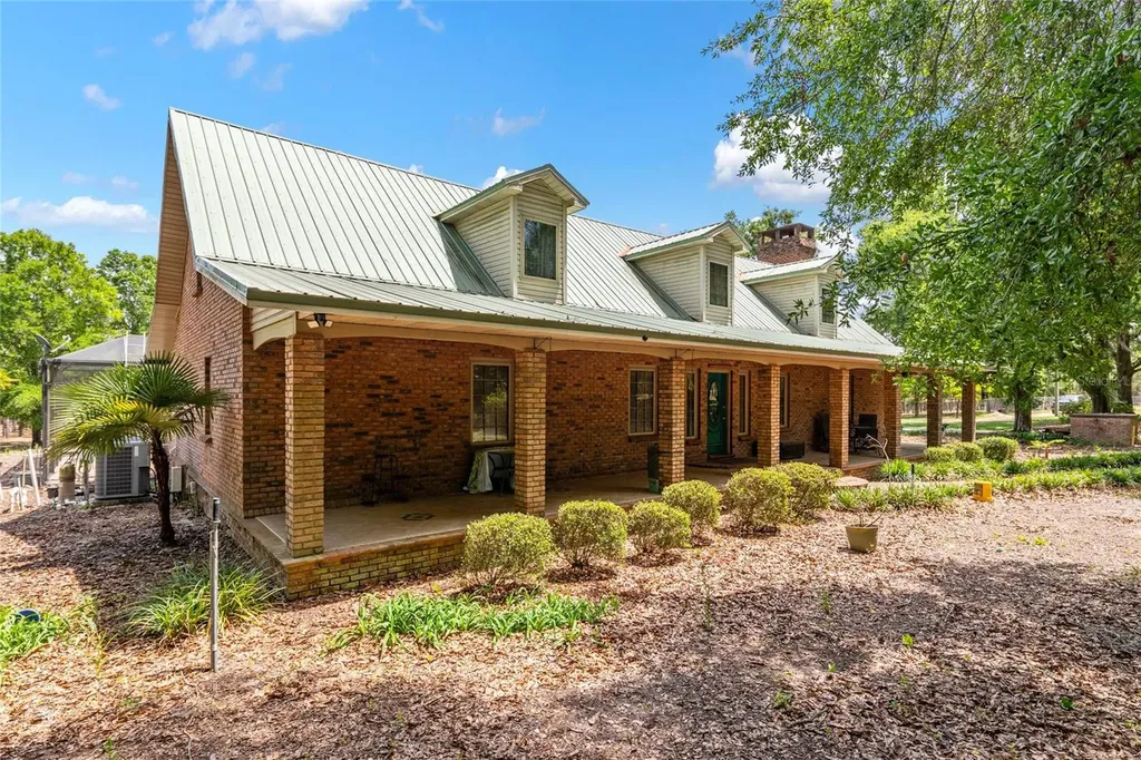 272 NE County Road 337 Trenton FL 32693