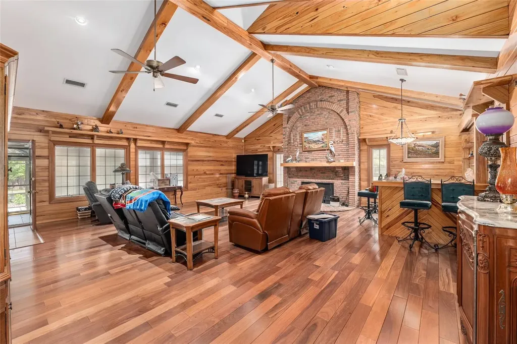 272 NE County Road 337 Trenton FL 32693