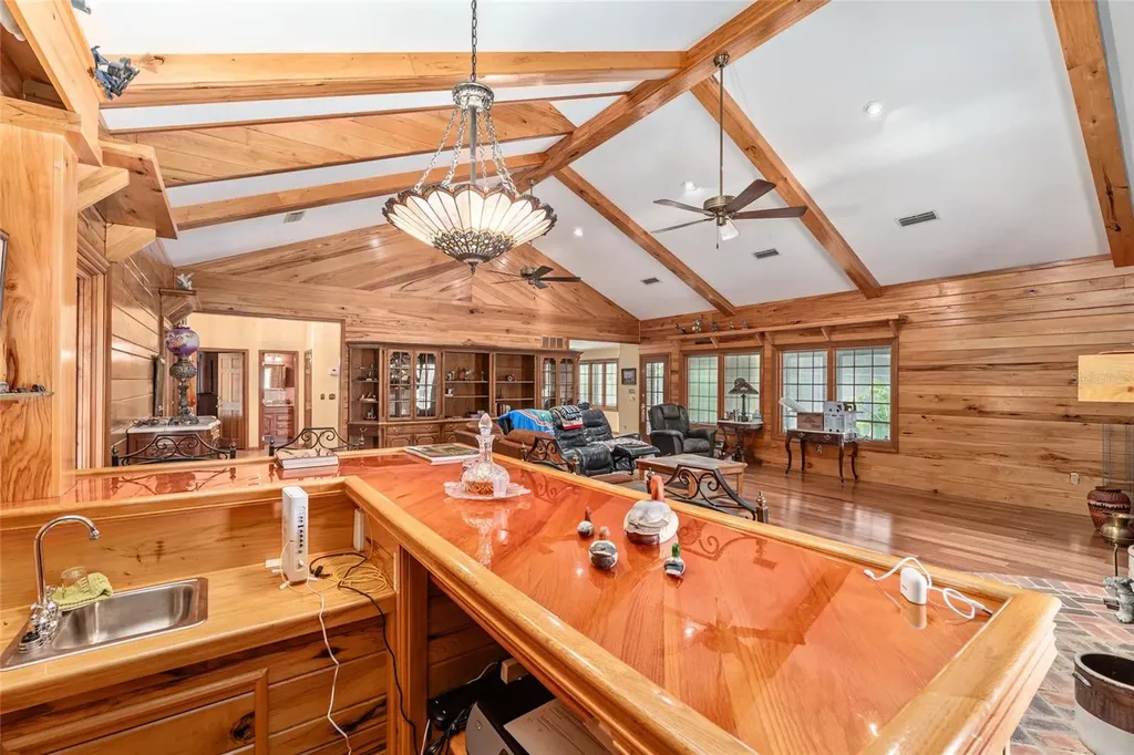 272 NE County Road 337 Trenton FL 32693