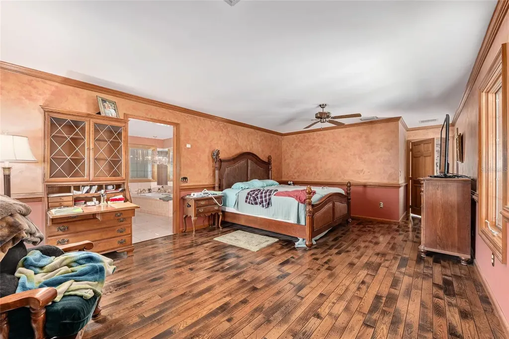 272 NE County Road 337 Trenton FL 32693