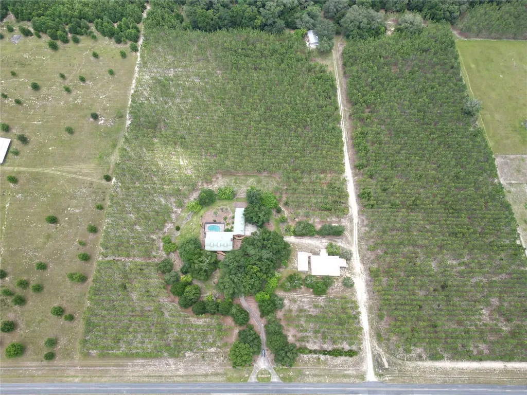 272 NE County Road 337 Trenton FL 32693
