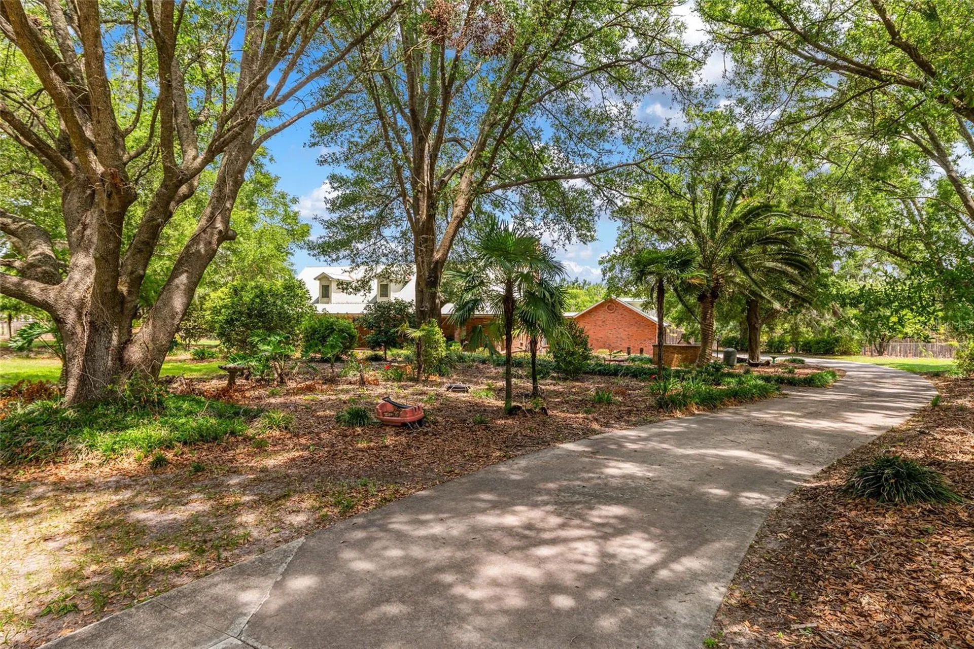 272 NE County Road 337 Trenton FL 32693