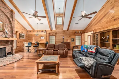 272 NE County Road 337 Trenton FL 32693