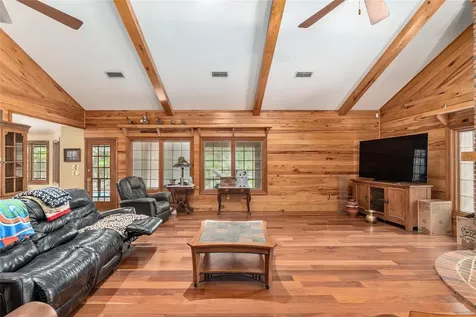 272 NE County Road 337 Trenton FL 32693