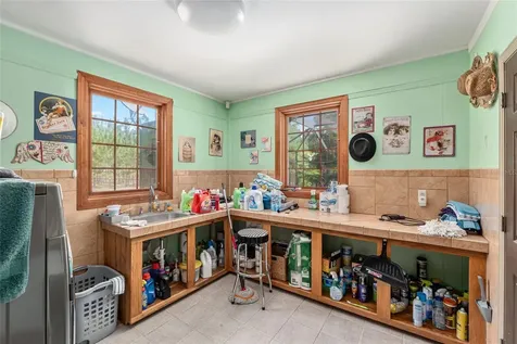272 NE County Road 337 Trenton FL 32693