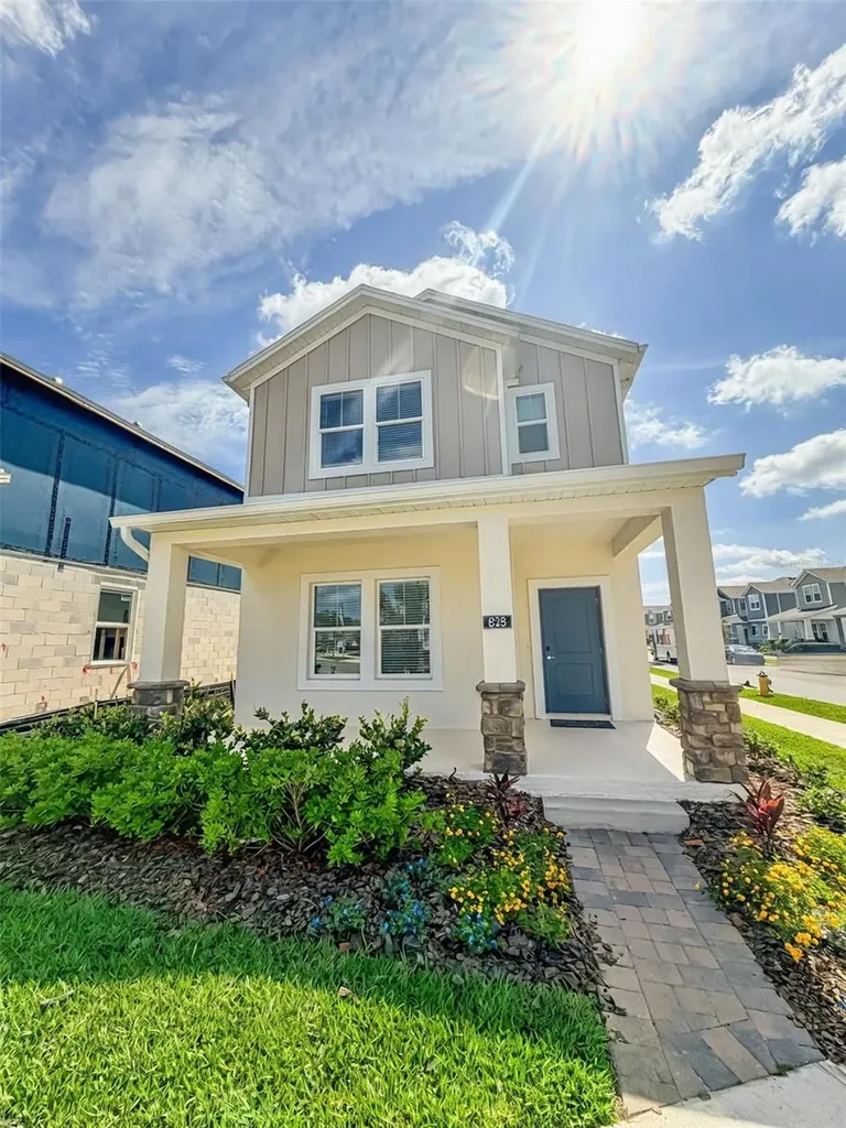 828 Aubey Lane Debary FL 32713
