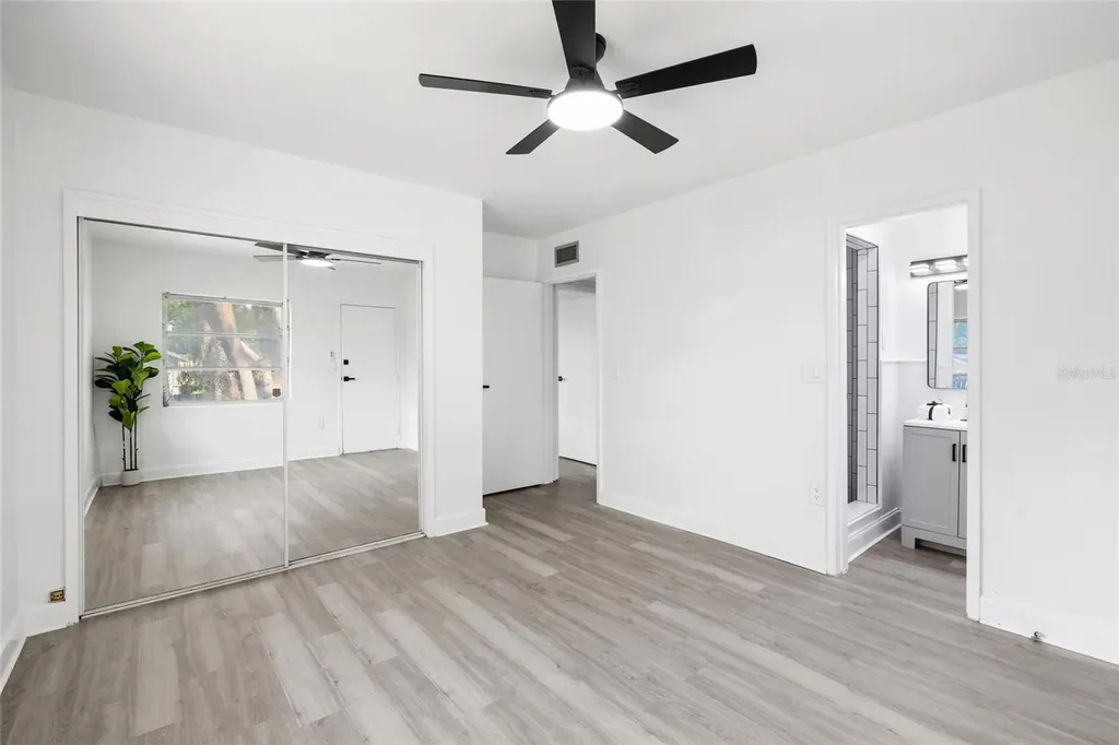 8510 N Seminole Avenue Tampa FL 33604