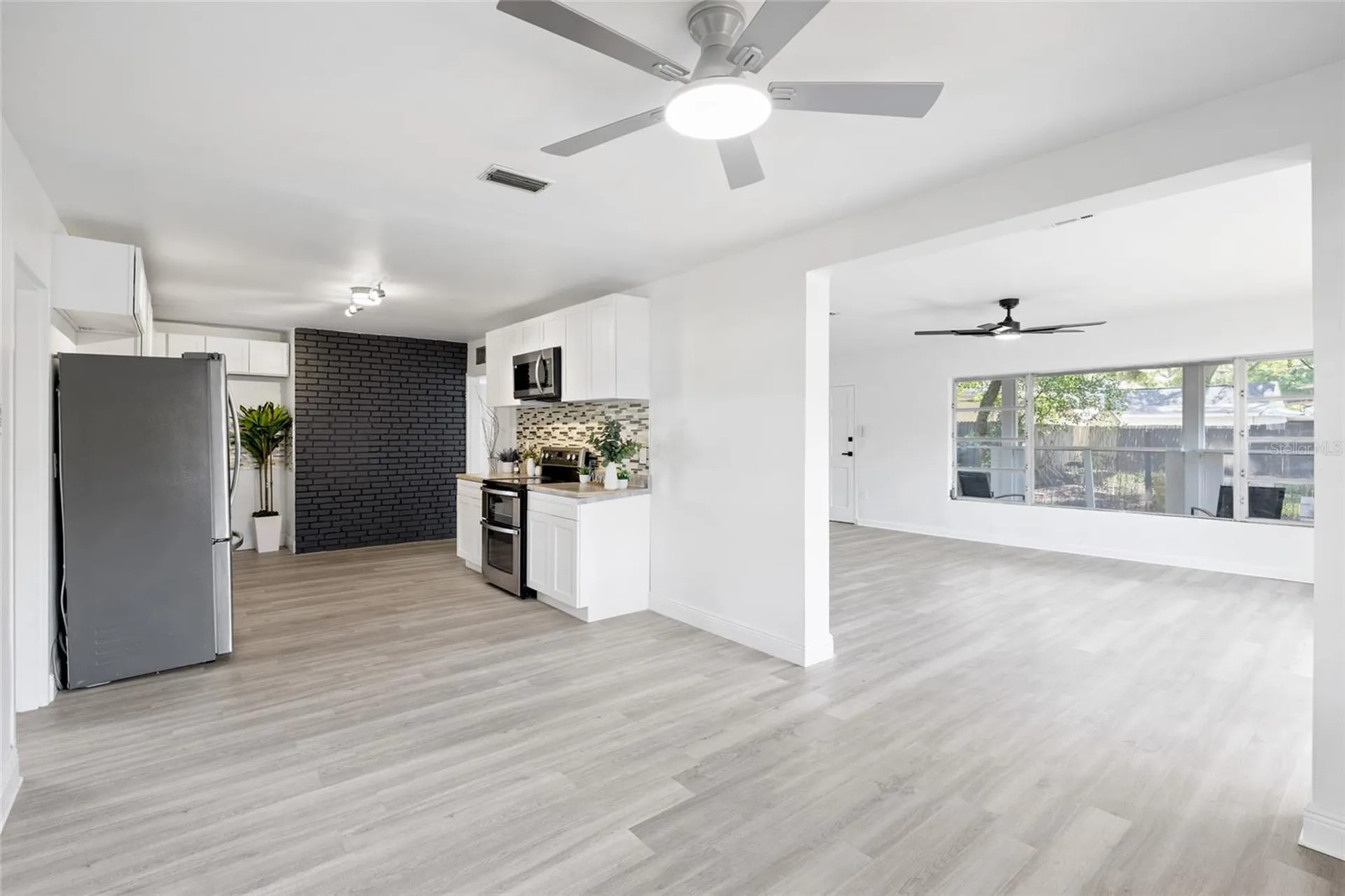 8510 N Seminole Avenue Tampa FL 33604