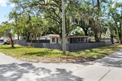 8510 N Seminole Avenue Tampa FL 33604