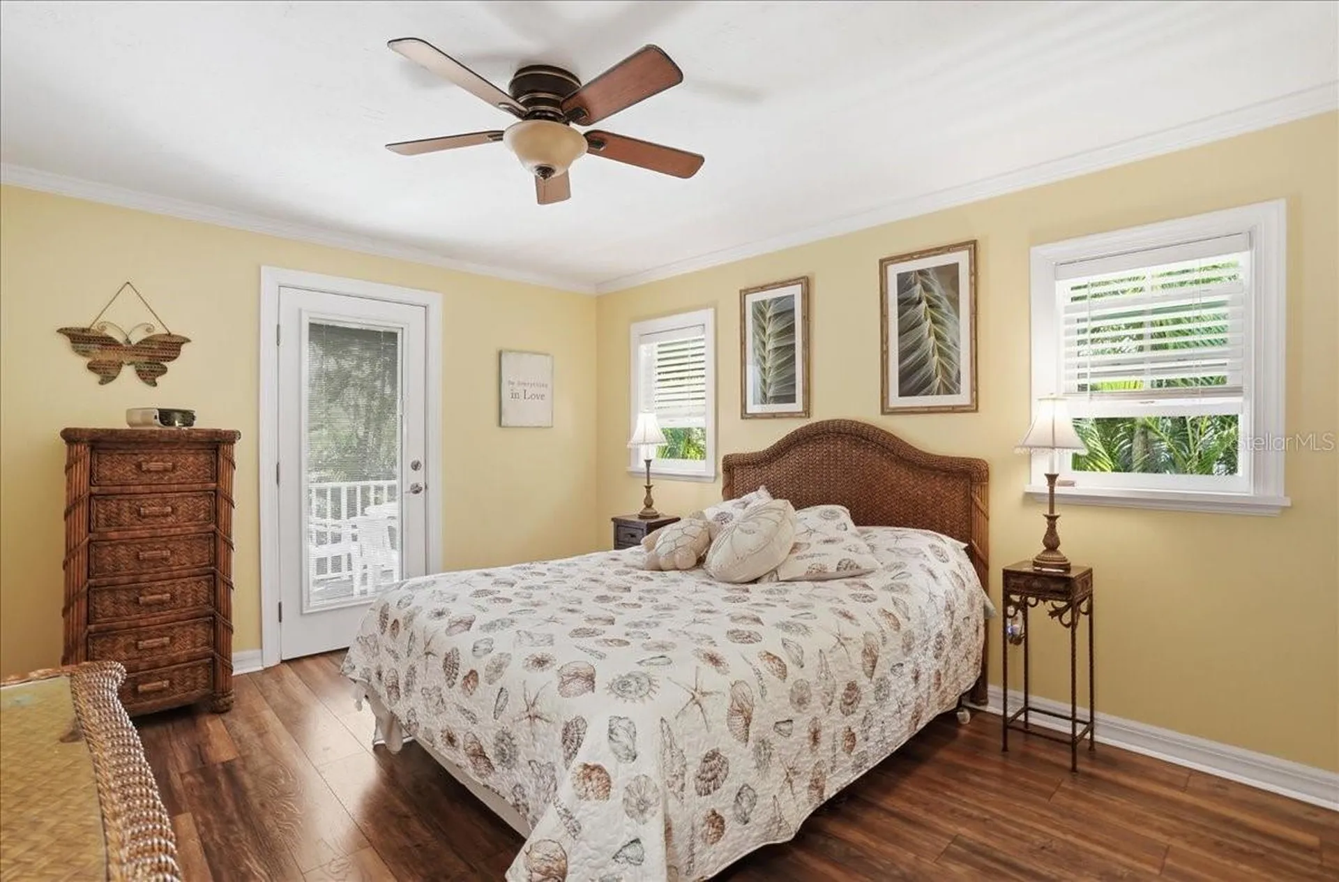 2811 Gulf Drive Holmes Beach FL 34217