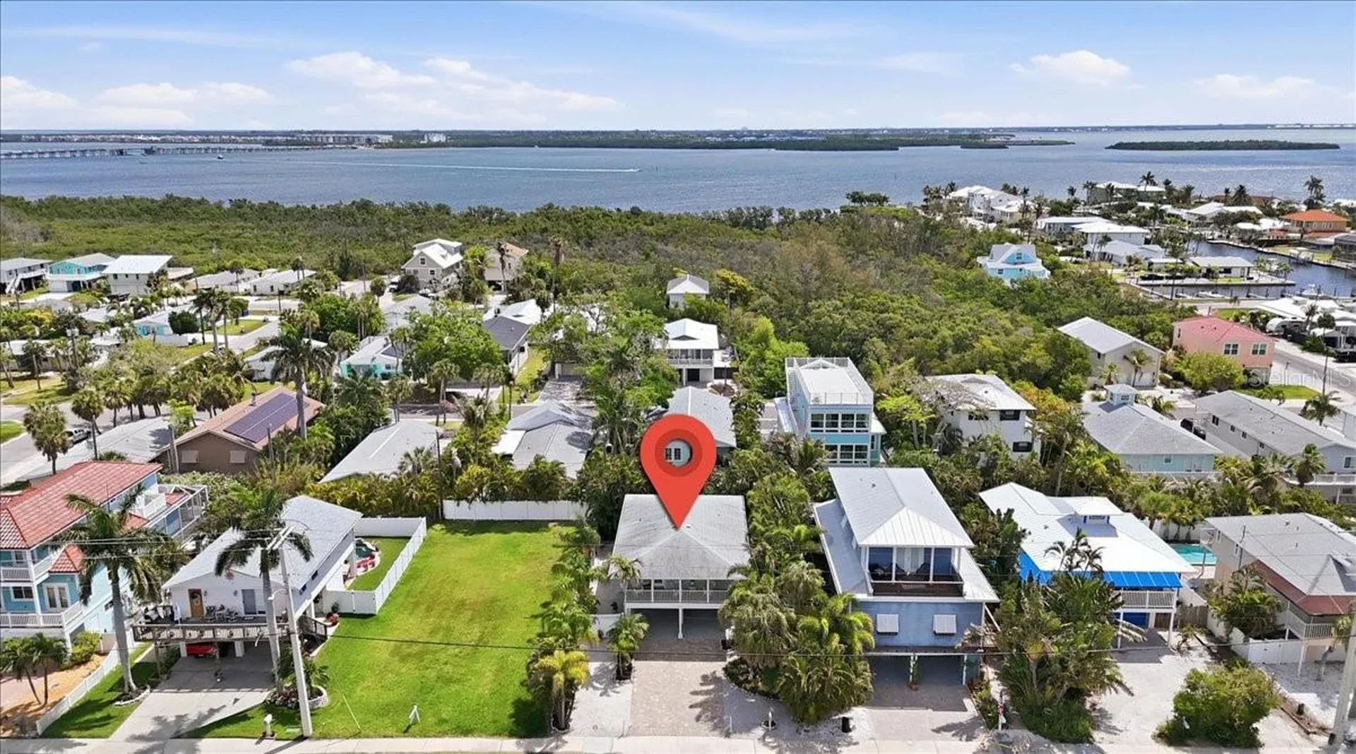 2811 Gulf Drive Holmes Beach FL 34217