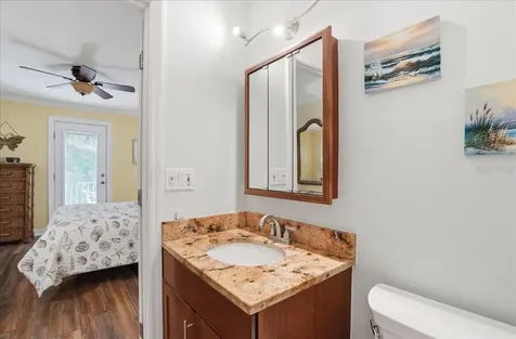 2811 Gulf Drive Holmes Beach FL 34217