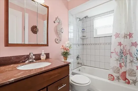2811 Gulf Drive Holmes Beach FL 34217