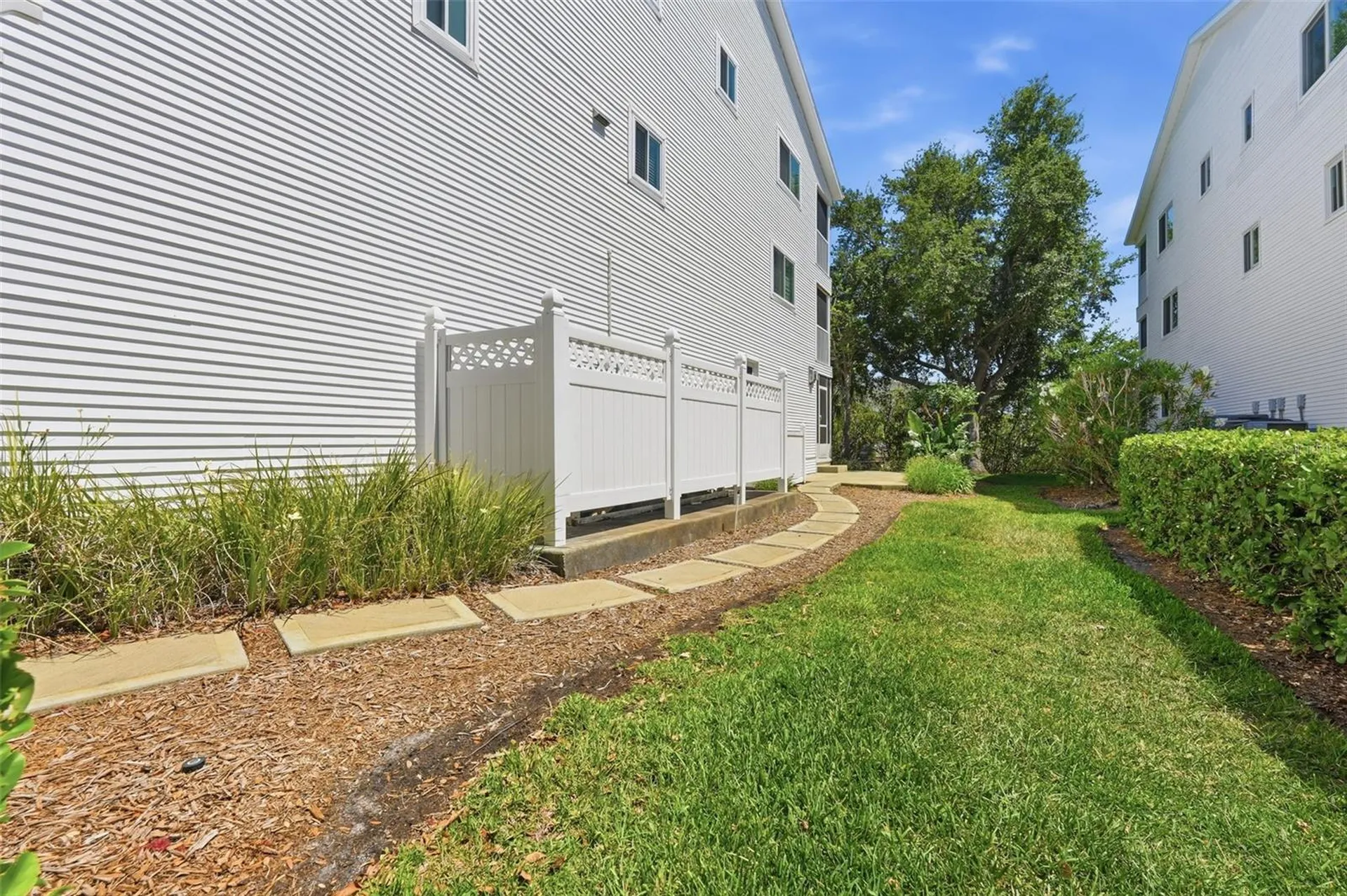 14837 Seminole Trail Seminole FL 33776