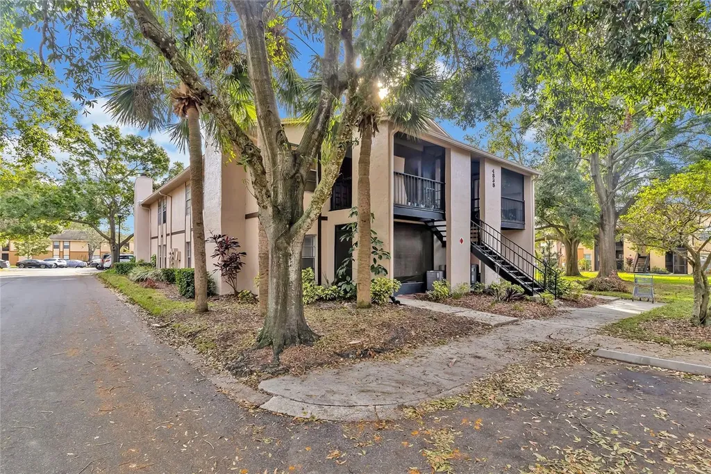 4838 S Semoran Boulevard Orlando FL 32822