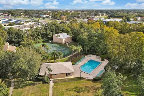 4838 S Semoran Boulevard Orlando FL 32822