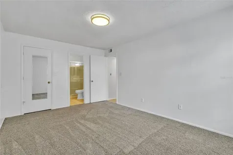 4838 S Semoran Boulevard Orlando FL 32822