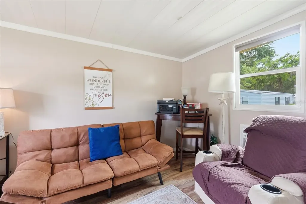 111 Winterberry Avenue Wildwood FL 34785