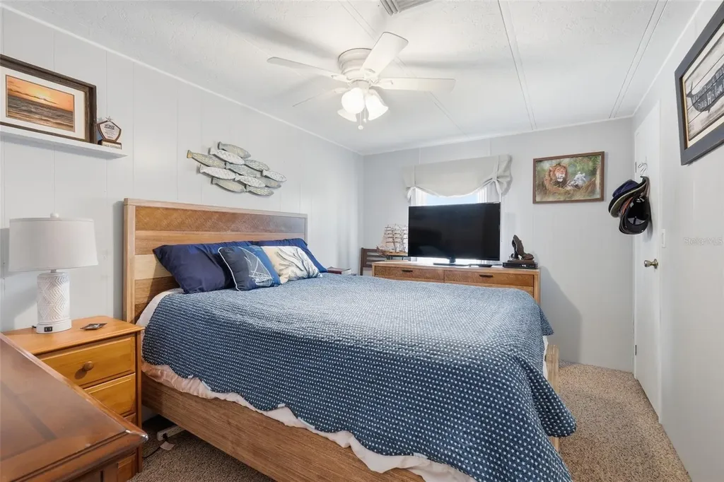 111 Winterberry Avenue Wildwood FL 34785
