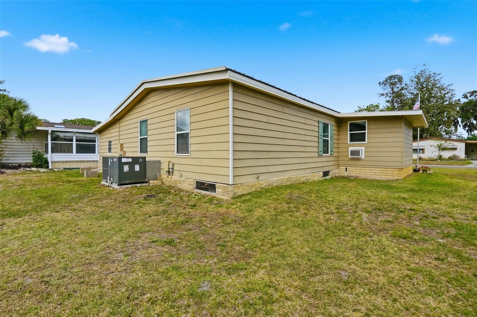 111 Winterberry Avenue Wildwood FL 34785