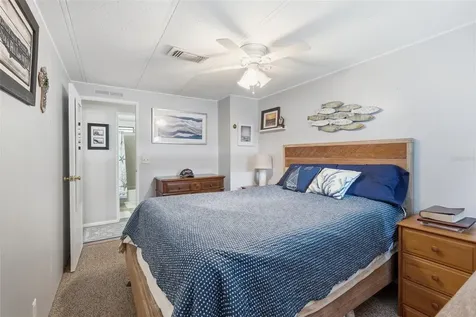 111 Winterberry Avenue Wildwood FL 34785
