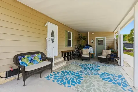111 Winterberry Avenue Wildwood FL 34785