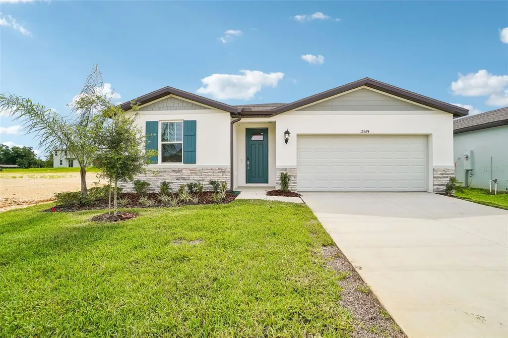 12574 Hourglass Way Dade City FL 33525