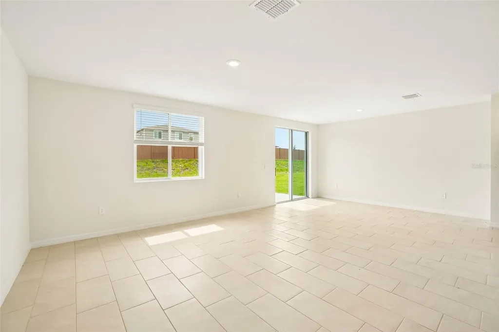 12574 Hourglass Way Dade City FL 33525