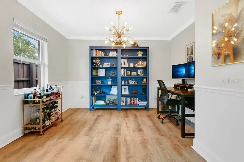 3221 Martin Street Orlando FL 32806