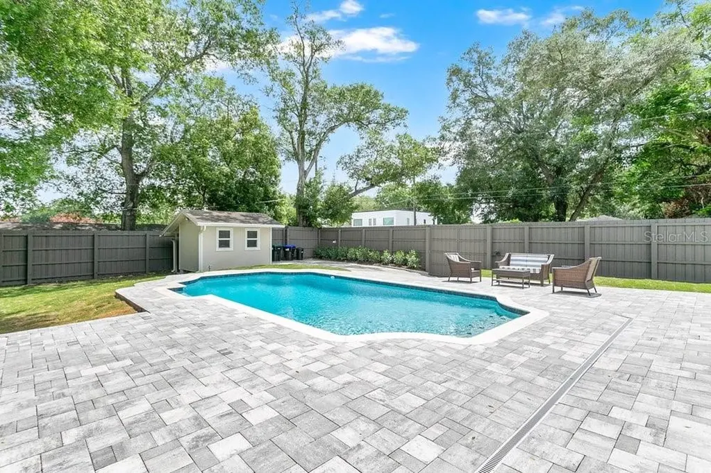 3221 Martin Street Orlando FL 32806