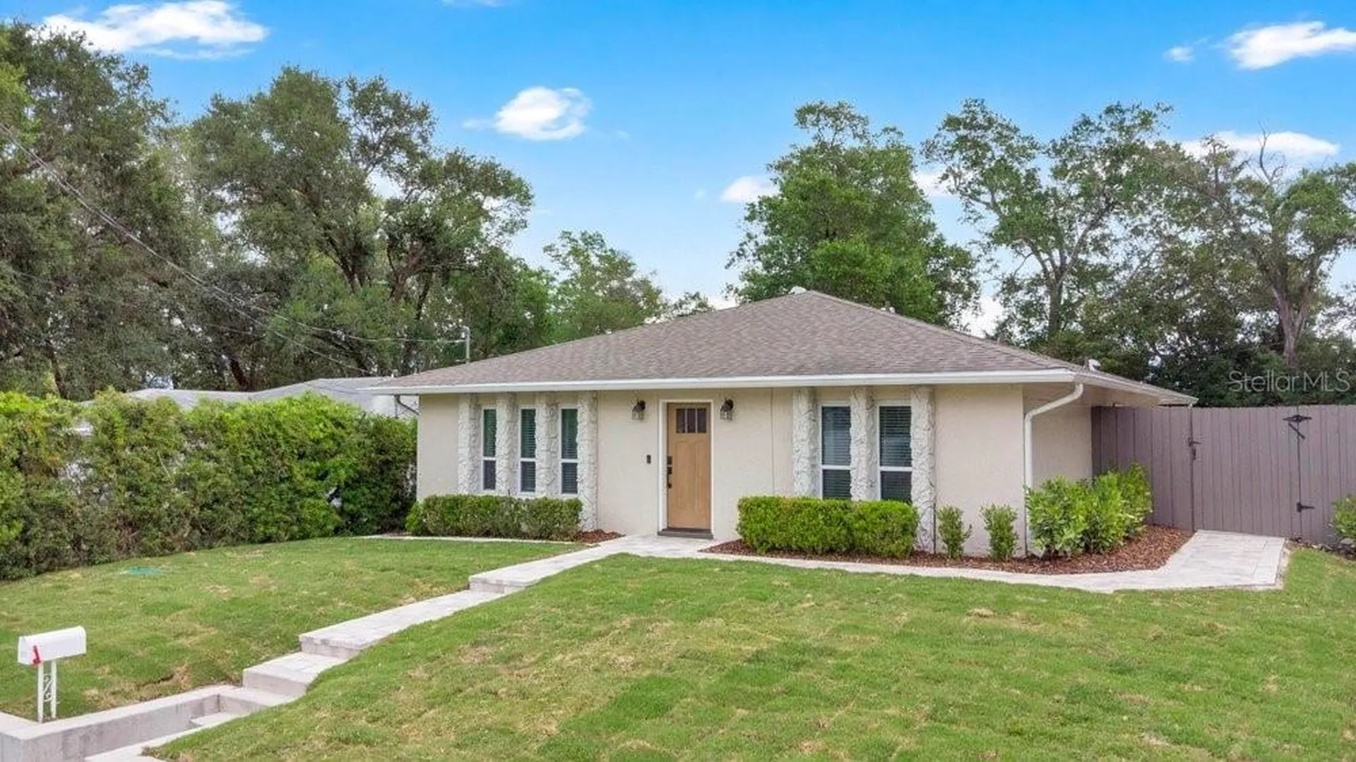 3221 Martin Street Orlando FL 32806