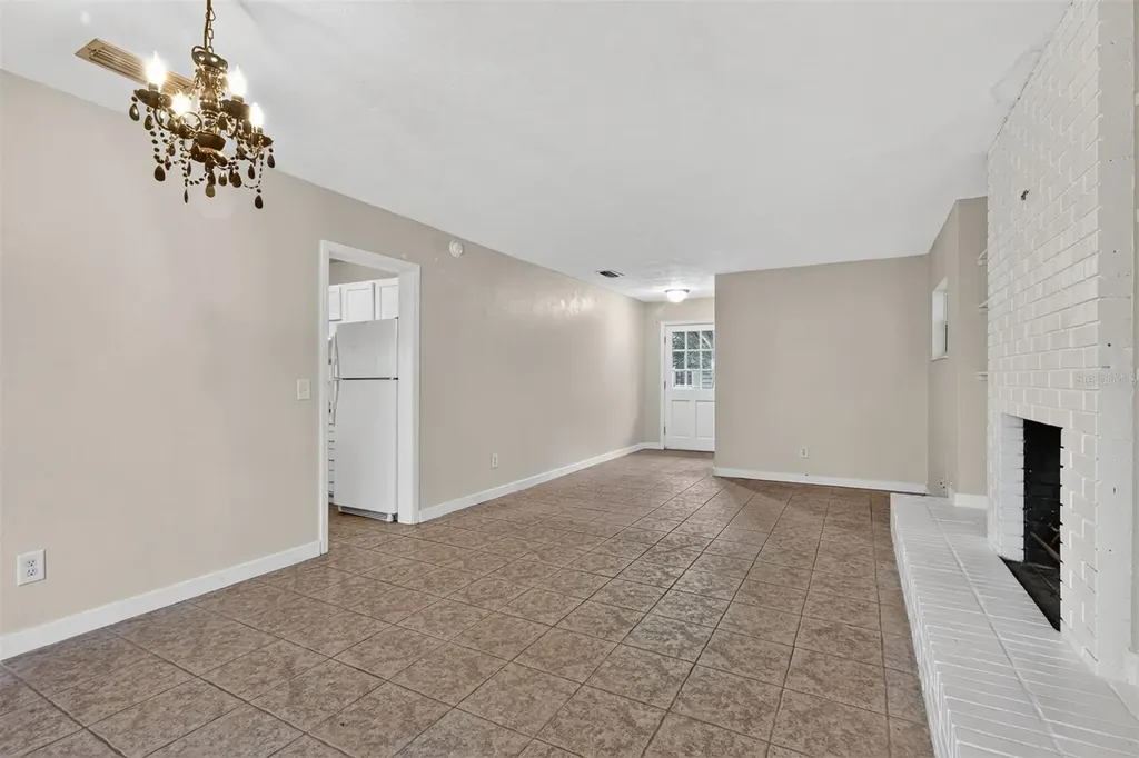914 NE 6th Avenue Gainesville FL 32601
